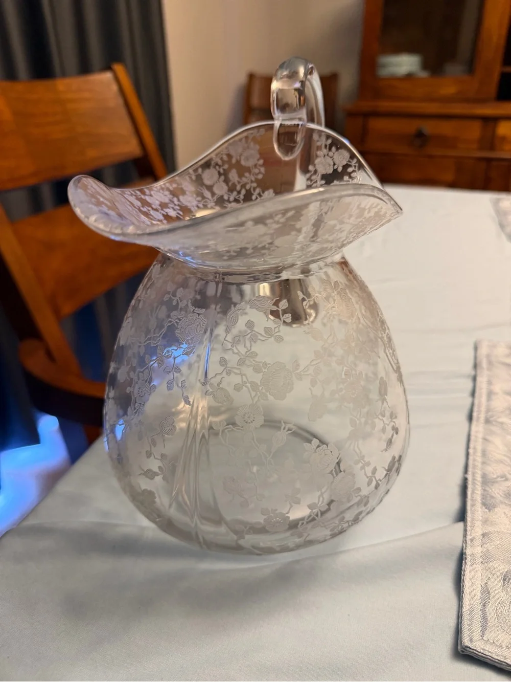 CAMBRIDGE ROSE POINT DOULTON ETCHED PITCHER RARE 9.5”